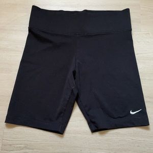 Women’s Nike biker shorts